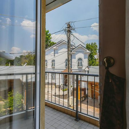 City Hotel Tashkent Bagian luar foto