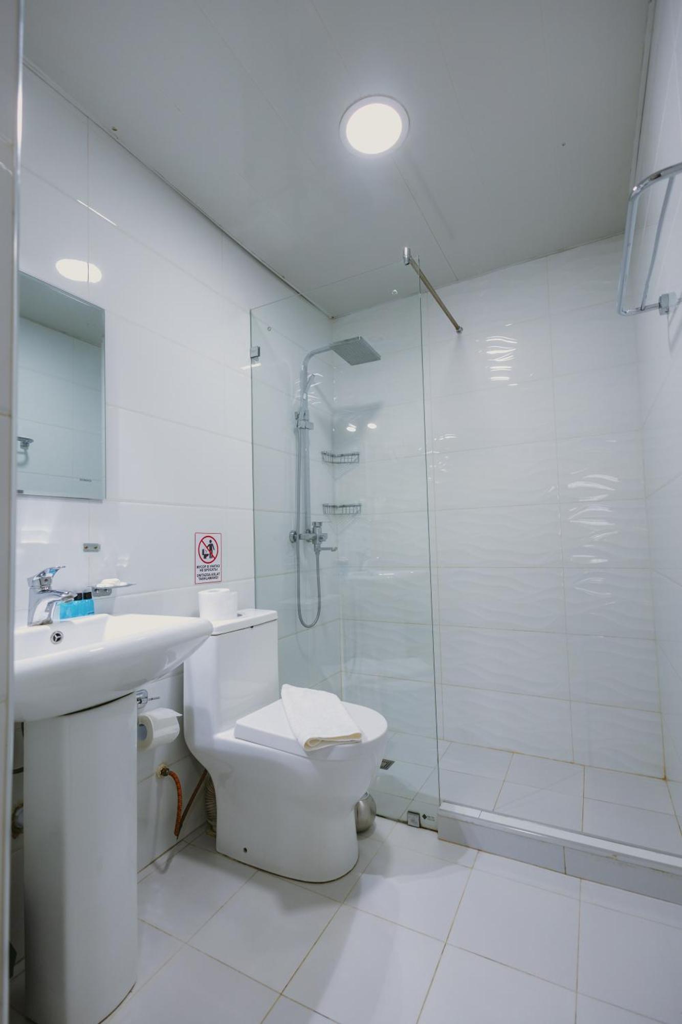City Hotel Tashkent Bagian luar foto