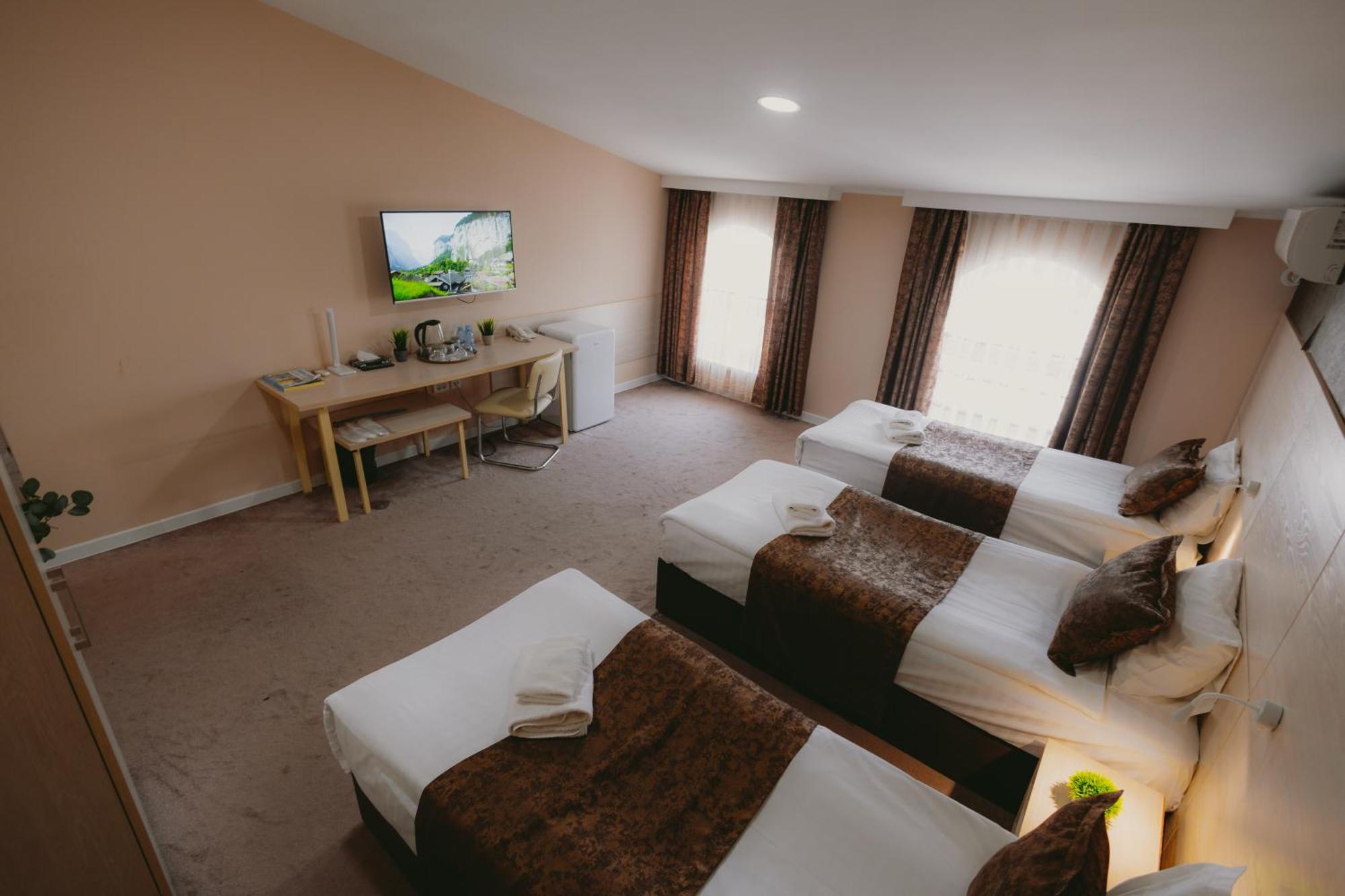 City Hotel Tashkent Bagian luar foto