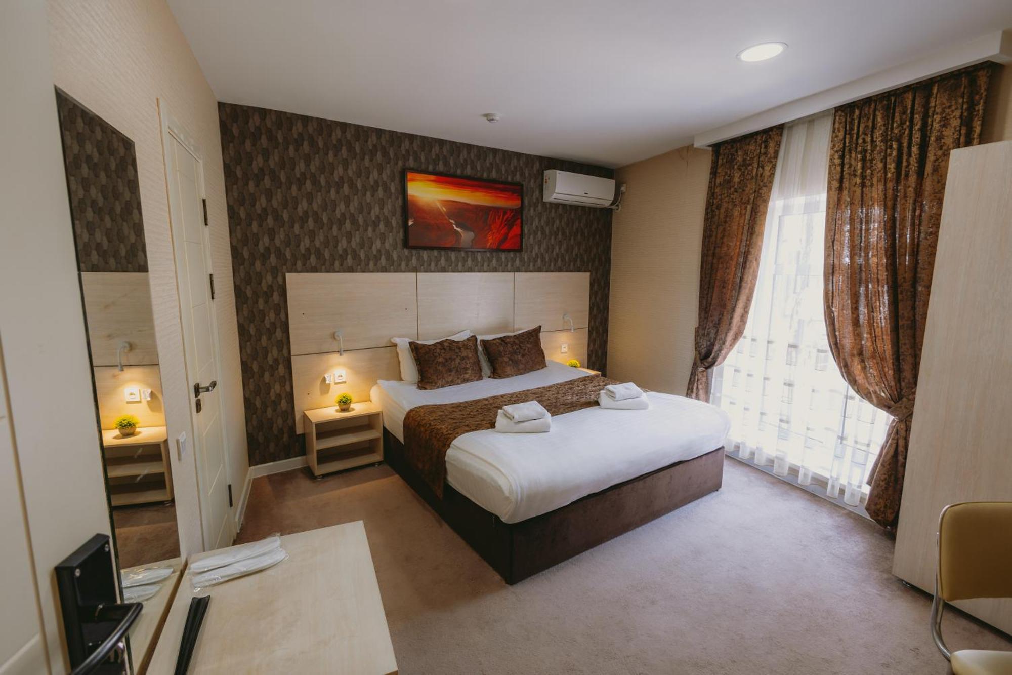 City Hotel Tashkent Bagian luar foto