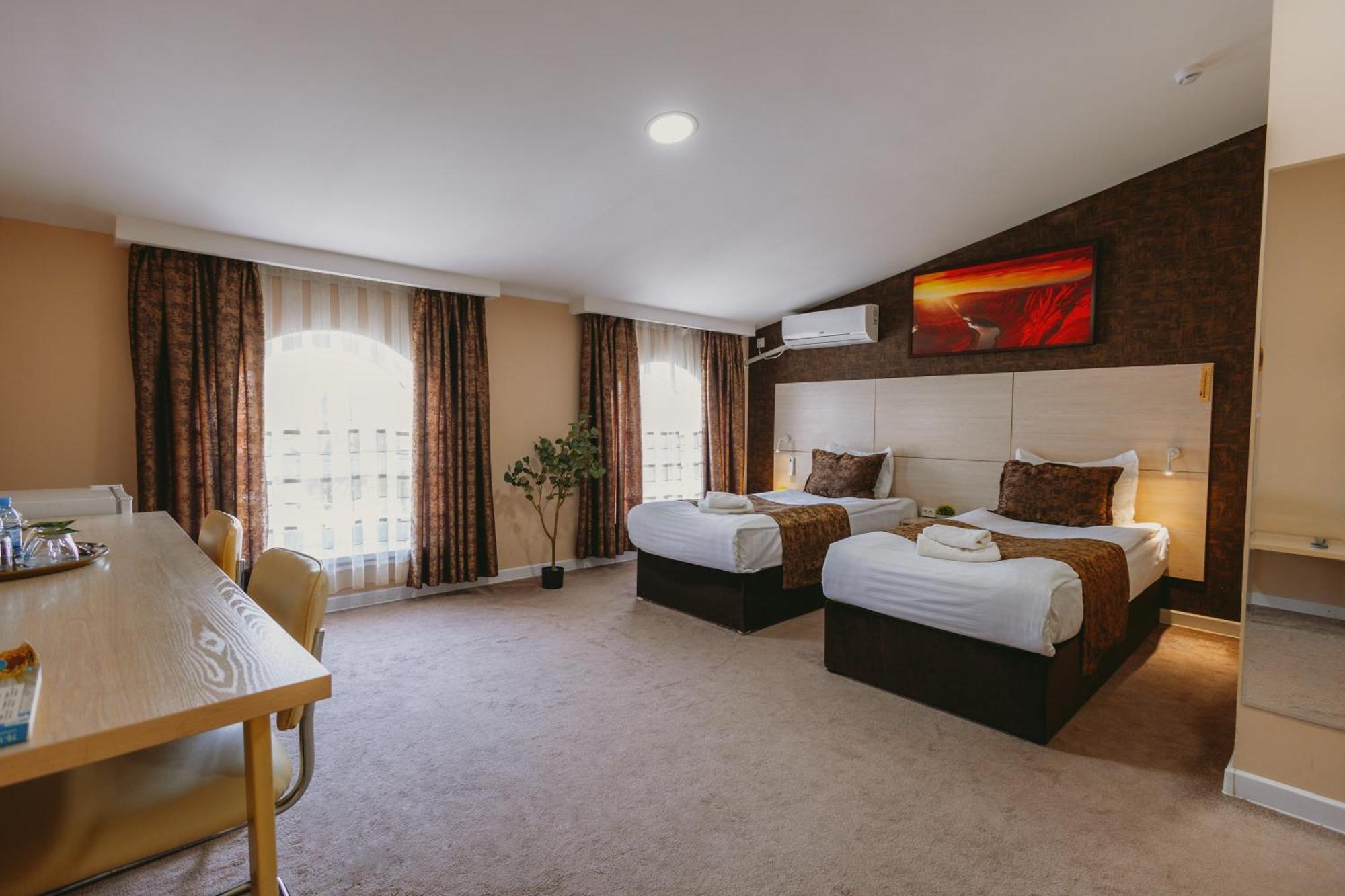City Hotel Tashkent Bagian luar foto