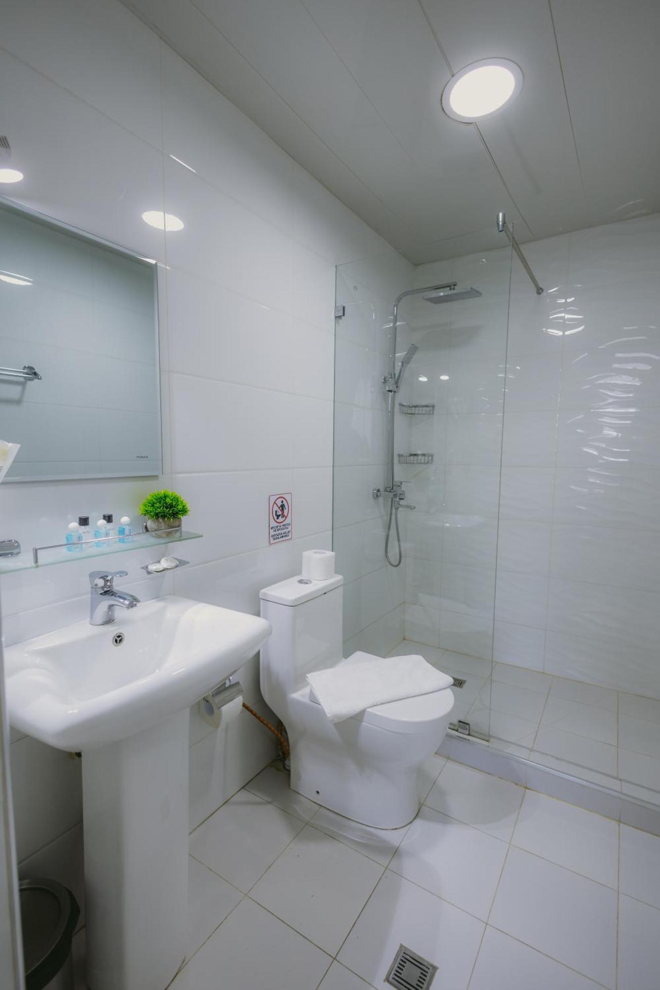 City Hotel Tashkent Bagian luar foto