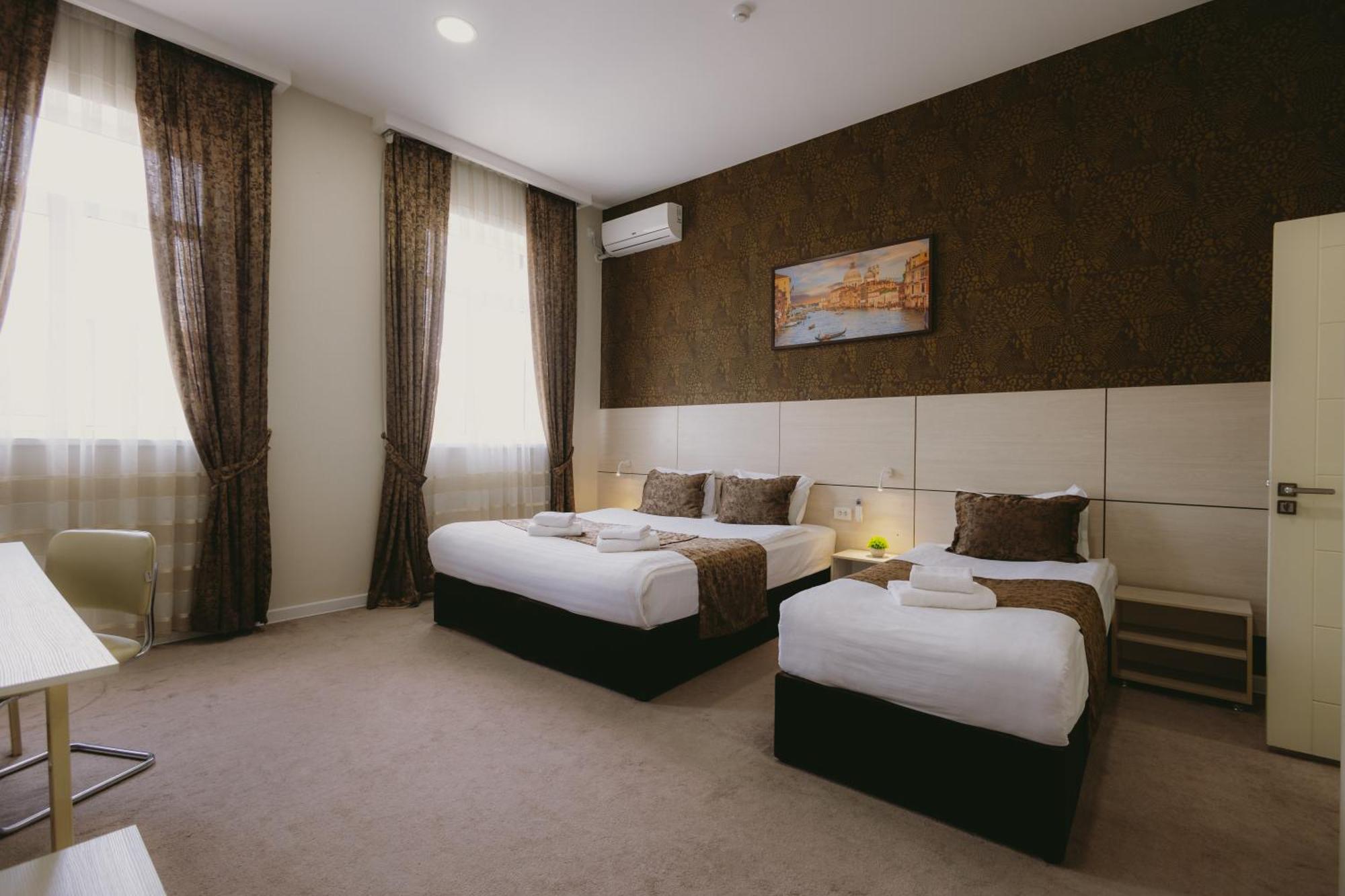 City Hotel Tashkent Bagian luar foto